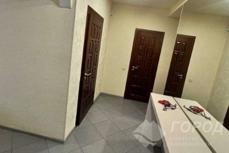 Продам 2-х кімнатну квартиру, Сосновая Горка, Научная метро, Код: 809928/2