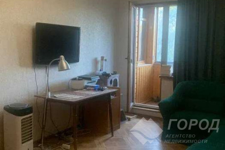 Продам 2-х кімнатну квартиру, Сосновая Горка, Научная метро, Код: 809941/1