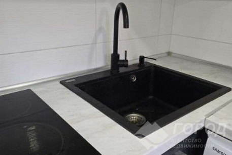 Продам 3-х кімнатну квартиру, Рогань, Код: 809999/1