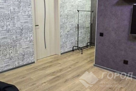 Продам 3-х кімнатну квартиру, Рогань, Код: 809999/1