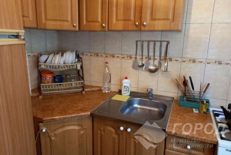 Продам 3-х кімнатну квартиру, Одесская, Зерновая ост., Код: 810010/1