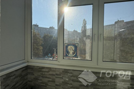 Продам 2-х кімнатну квартиру, Гагарина проспект, Остановка Державинская, Код: 810015/1