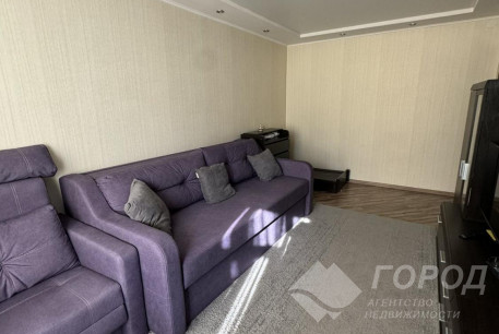 Продам 2-х кімнатну квартиру, Гагарина проспект, Остановка Державинская, Код: 810015/1