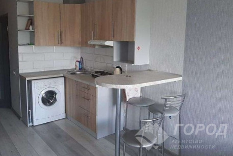 Сдам гостинку, Центральный рынок, Южный вокзал метро, Код: 810030/2