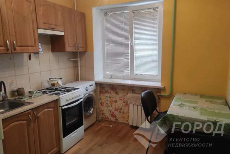 Сдам 2-х кімнатну квартиру, ХТЗ, Код: 810036/1