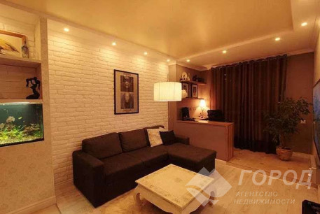 Сдам 3-х кімнатну квартиру, Рогань, Код: 810038/1