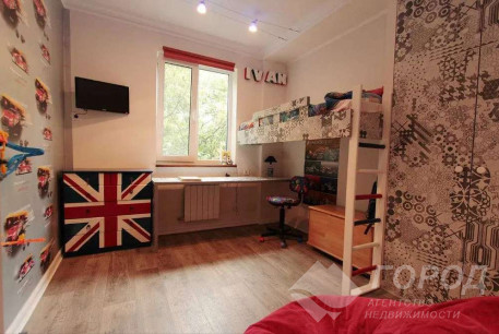 Сдам 3-х кімнатну квартиру, Рогань, Код: 810038/1