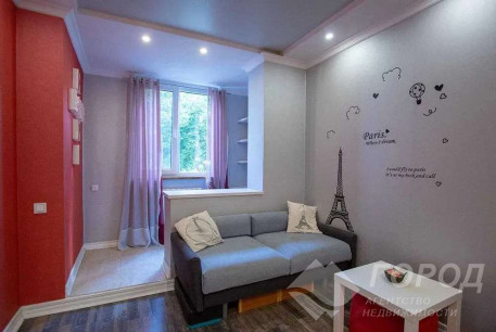 Сдам 3-х кімнатну квартиру, Рогань, Код: 810038/1