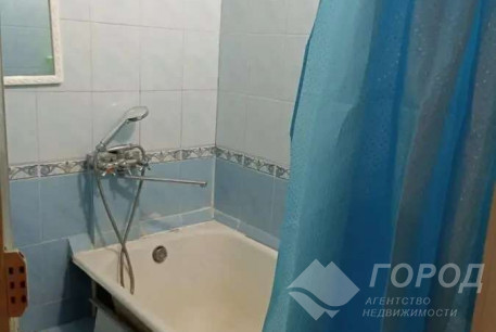 Сдам 2-х кімнатну квартиру, ХТЗ, Код: 810043/2