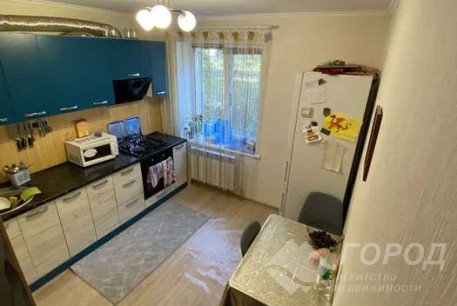 Продам 2-х кімнатну квартиру, Рогань, Код: 810061/1