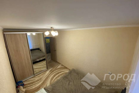 Продам 2-х кімнатну квартиру, Рогань, Код: 810061/1