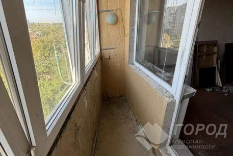 Продам 1-кімнатну квартиру, Рогань, Горизонт, Код: 810077/1