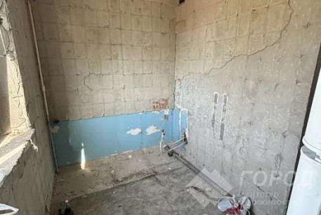 Продам 1-кімнатну квартиру, Рогань, Горизонт, Код: 810077/1