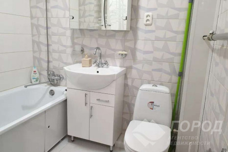 Сдам 1-кімнатну квартиру, Рогань, Код: 810107/1