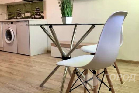 Сдам гостинку, Центр, Площадь Конституции метро (Советская), Код: 810120/1