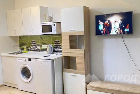 Сдам гостинку, Центр, Площадь Конституции метро (Советская), Код: 810120/1