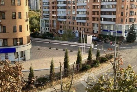 Продам 2-х кімнатну квартиру, Павлово поле, Ботанический сад метро, Код: 810141/1