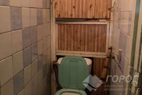 Продам 2-х кімнатну квартиру, Рогань, Код: 810141/2