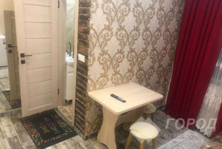 Сдам гостинку, Центральный рынок, Код: 810157/1