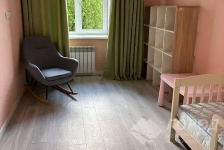 Продам 3-х кімнатну квартиру, Сосновая Горка, Научная метро, Код: 810169/1