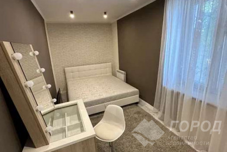 Сдам 3-х кімнатну квартиру, Гагарина проспект, Проспект Гагарина метро, Код: 810173/1