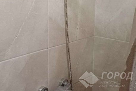 Сдам гостинку, Центр, Университет метро, Код: 810187/1