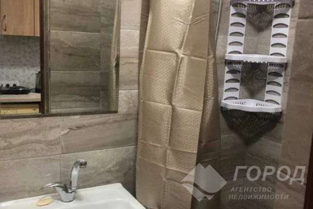 Сдам гостинку, Центр, Университет метро, Код: 810187/3