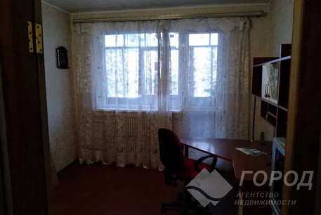 Продам 4-х кімнатну квартиру, Северная Салтовка, Код: 810228/1
