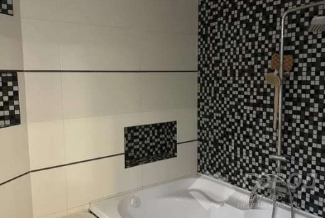 Сдам 1-кімнатну квартиру в новобудові, Новые дома, Коммунальный рынок, Код: 810234/1