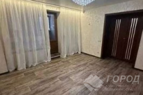 Продам 2-х кімнатну квартиру, Алексеевка, Код: 810251/1