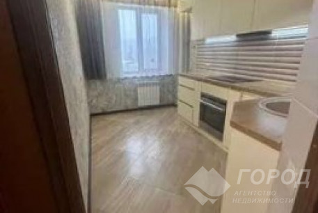 Продам 2-х кімнатну квартиру, Алексеевка, Код: 810251/1