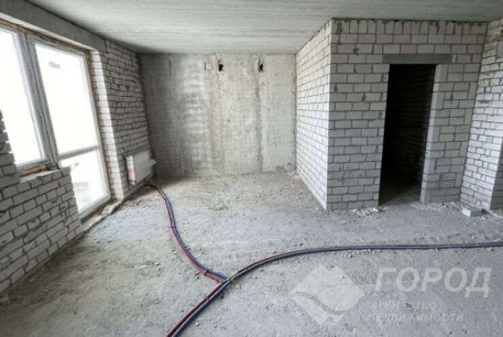 Продам 1-кімнатну квартиру в новобудові, ХТЗ, ХТЗ метро, Код: 810252/1