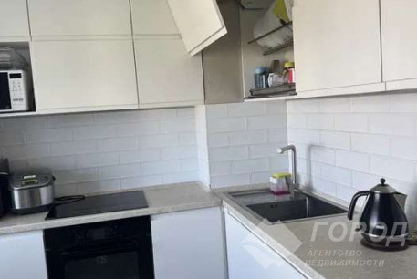 Продам 4-х кімнатну квартиру, Павлово поле, Код: 810270/2