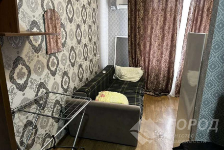 Сдам гостинку, Центр, Площадь Конституции метро (Советская), Код: 810275/1