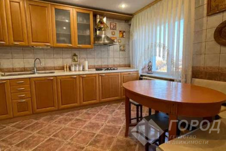 Продам 3-х кімнатну квартиру, Рогань, Солнечный, Код: 810284/1