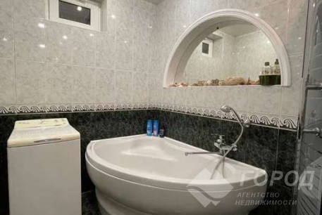 Продам 3-х кімнатну квартиру, Рогань, Солнечный, Код: 810284/1