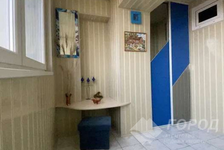 Продам 3-х кімнатну квартиру, Рогань, Солнечный, Код: 810284/1