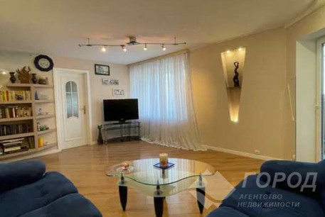 Продам 3-х кімнатну квартиру, Рогань, Солнечный, Код: 810284/1