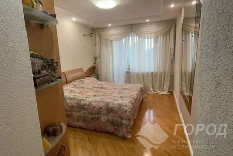 Продам 3-х кімнатну квартиру, Рогань, Солнечный, Код: 810284/1