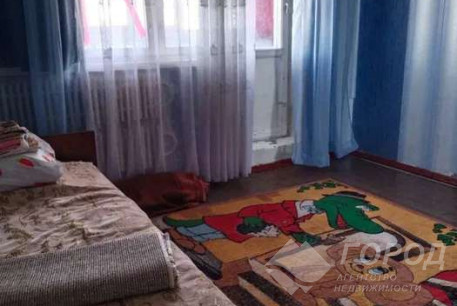 Сдам 4-х кімнатну квартиру, Рогань, Код: 810288/1