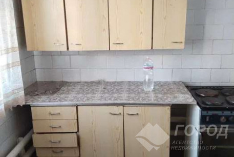 Сдам 4-х кімнатну квартиру, Рогань, Код: 810288/1