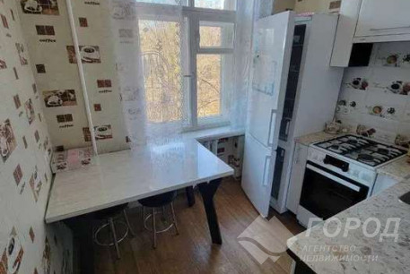 Сдам 1-кімнатну квартиру, ХТЗ, ХТЗ метро, Код: 810320/1