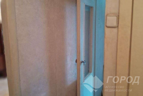 Продам 2-х кімнатну квартиру, Сосновая Горка, Научная метро, Код: 810327/1