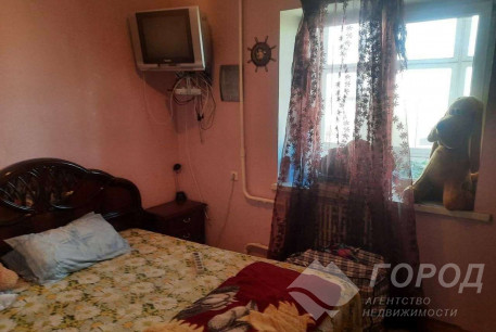 Продам 3-х кімнатну квартиру, Гагарина проспект, Защитников Украины метро (Площадь Восстания), Код: 810327/2