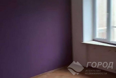 Продам 4-х кімнатну квартиру, Центр, Ярослава Мудрого пл., Код: 810327/3