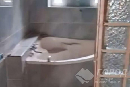 Продам 4-х кімнатну квартиру, Центр, Ярослава Мудрого пл., Код: 810327/3