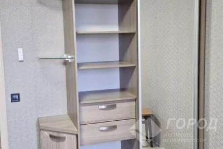 Продам 3-х кімнатну квартиру, ХТЗ, Пролетарская метро (Индустриальная), Код: 810328/1