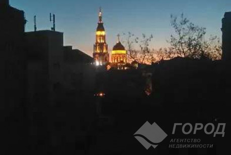 Продам 1-кімнатну квартиру, Центральный рынок, Центральный Рынок метро, Код: 810329/1