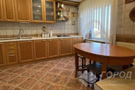 Продам 3-х кімнатну квартиру, Рогань, Код: 810344/1