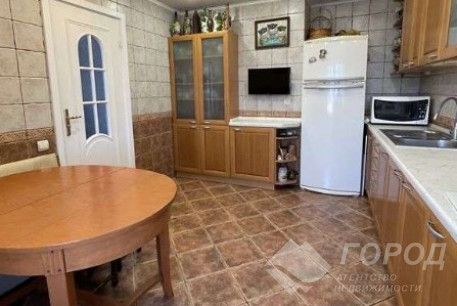Продам 3-х кімнатну квартиру, Рогань, Код: 810344/1